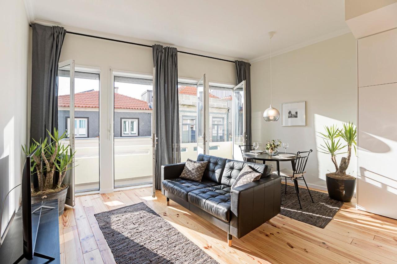 150 Rivoli Apartments By Lovelystay Porto Exterior foto